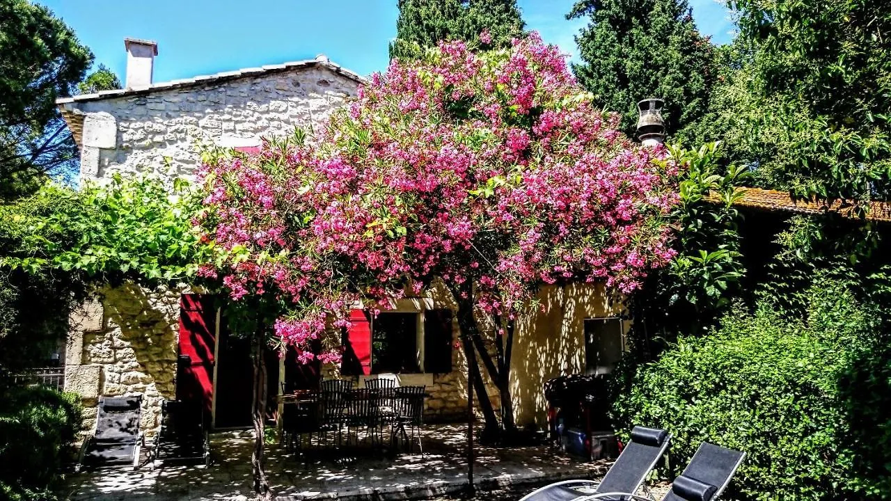 Holiday home Le Mazet Du Mas Villa Tarascon