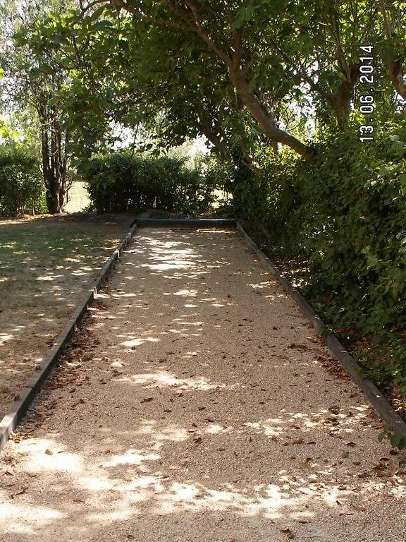 Holiday home Le Mazet Du Mas Villa Tarascon